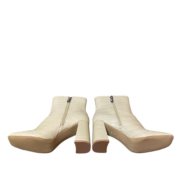 NWT Teigan Womens Faux Leather Ankle Boots - Picture 4 of 4